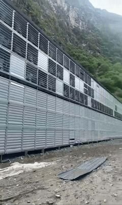 Large mining farm with advanced cooling infrastructure